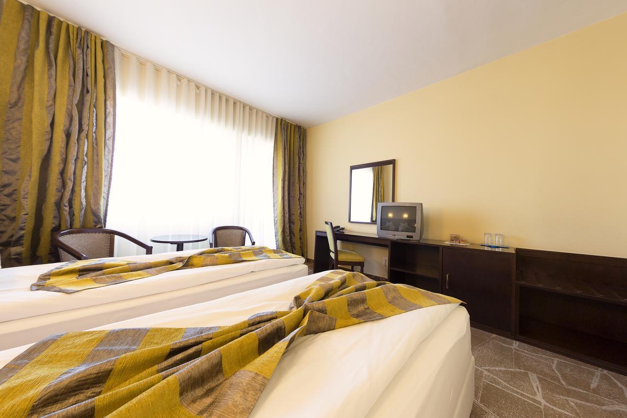 Hotel Parc Alba Iulia Exteriér fotografie